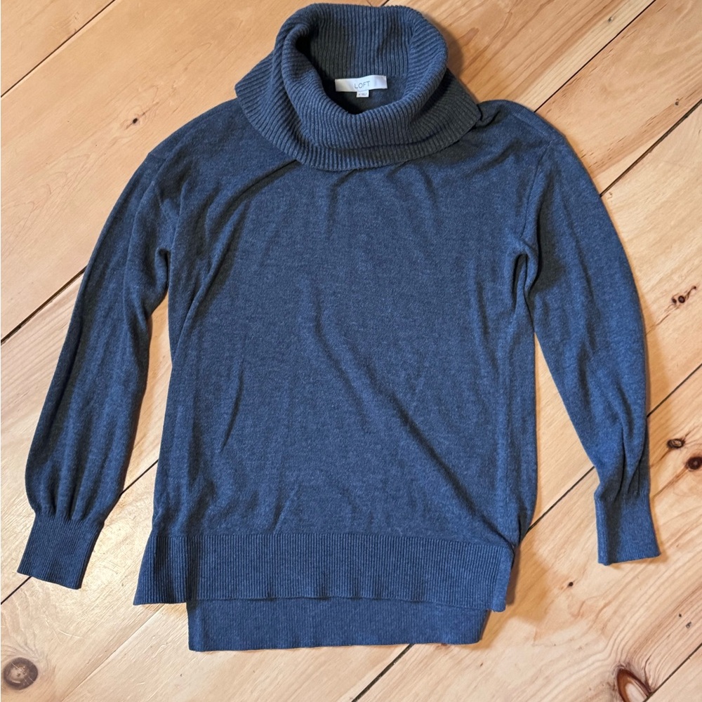 LOFT Dark Gray Turtleneck Sweater